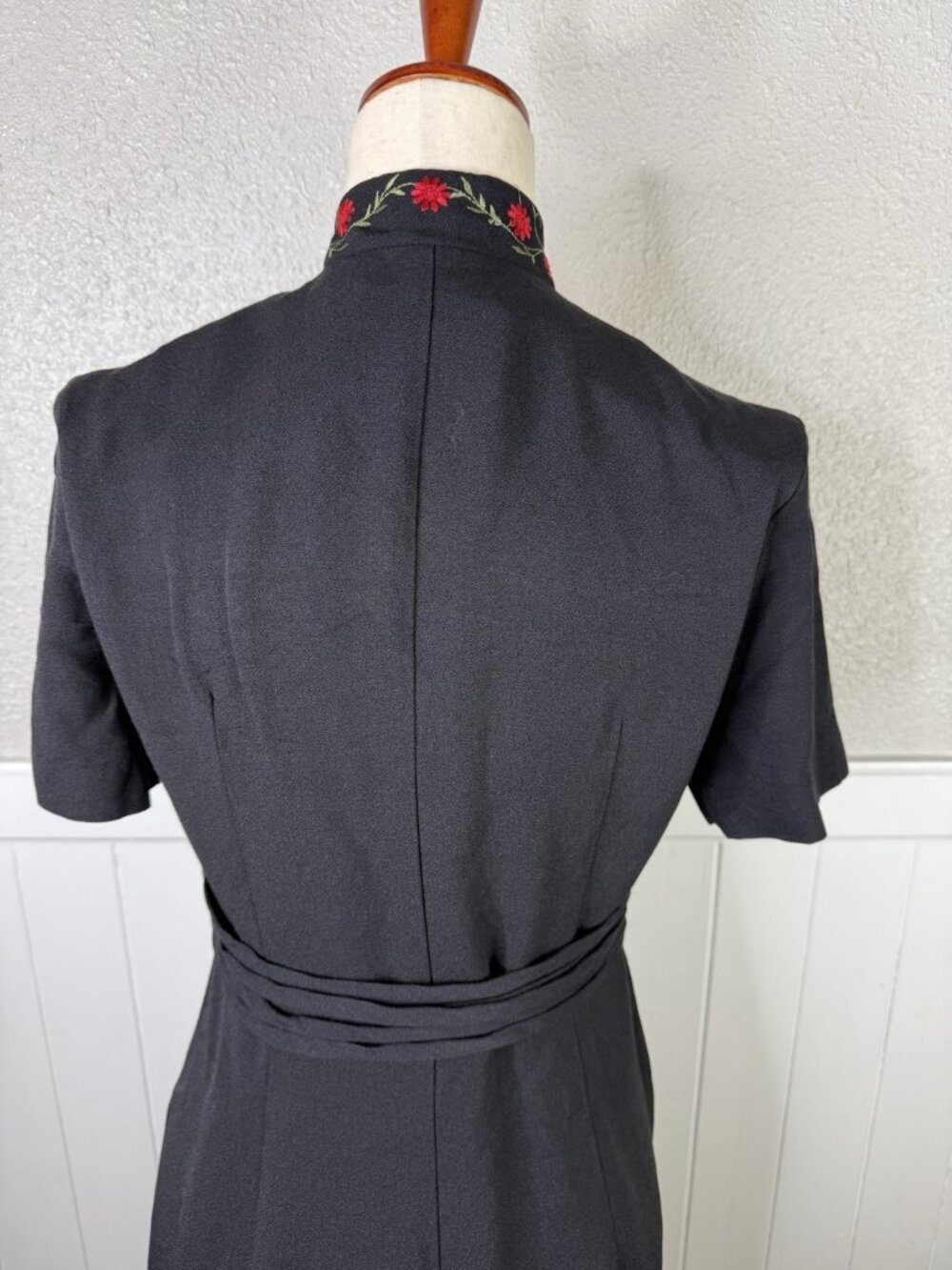 Vtg 90s Asian Inspired Dress Sz 10 Black Embroidered Asian Inspired Goth Grunge - Picture 10 of 16